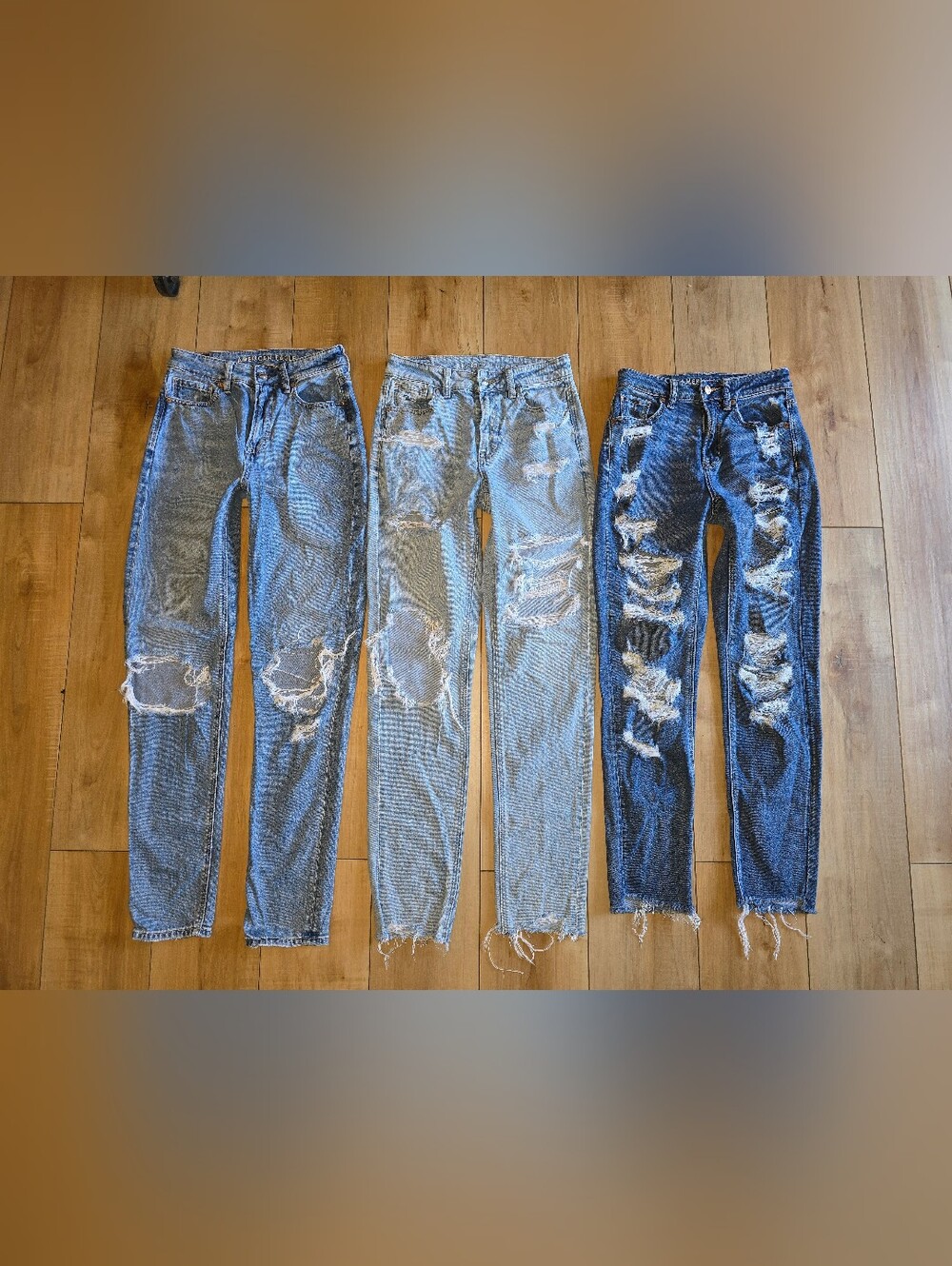 Bundle Of 3 Pairs Of American Eagle Mom Jeans Sz 0